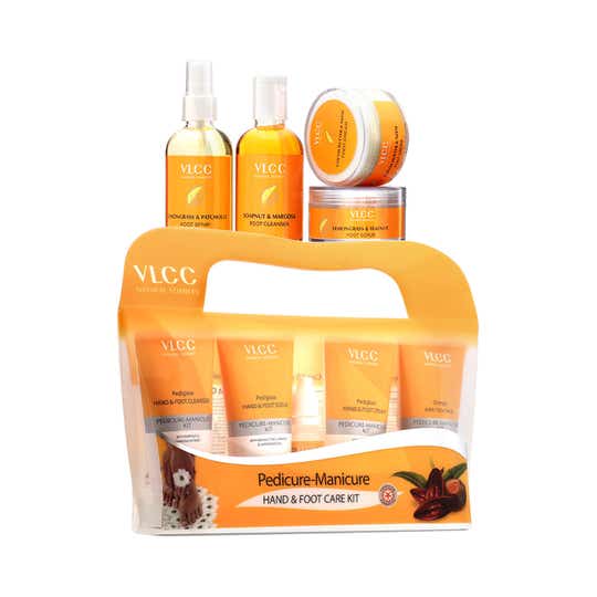 VLCC Pedicure Manicure & Pedi Glow Foot Care Kit