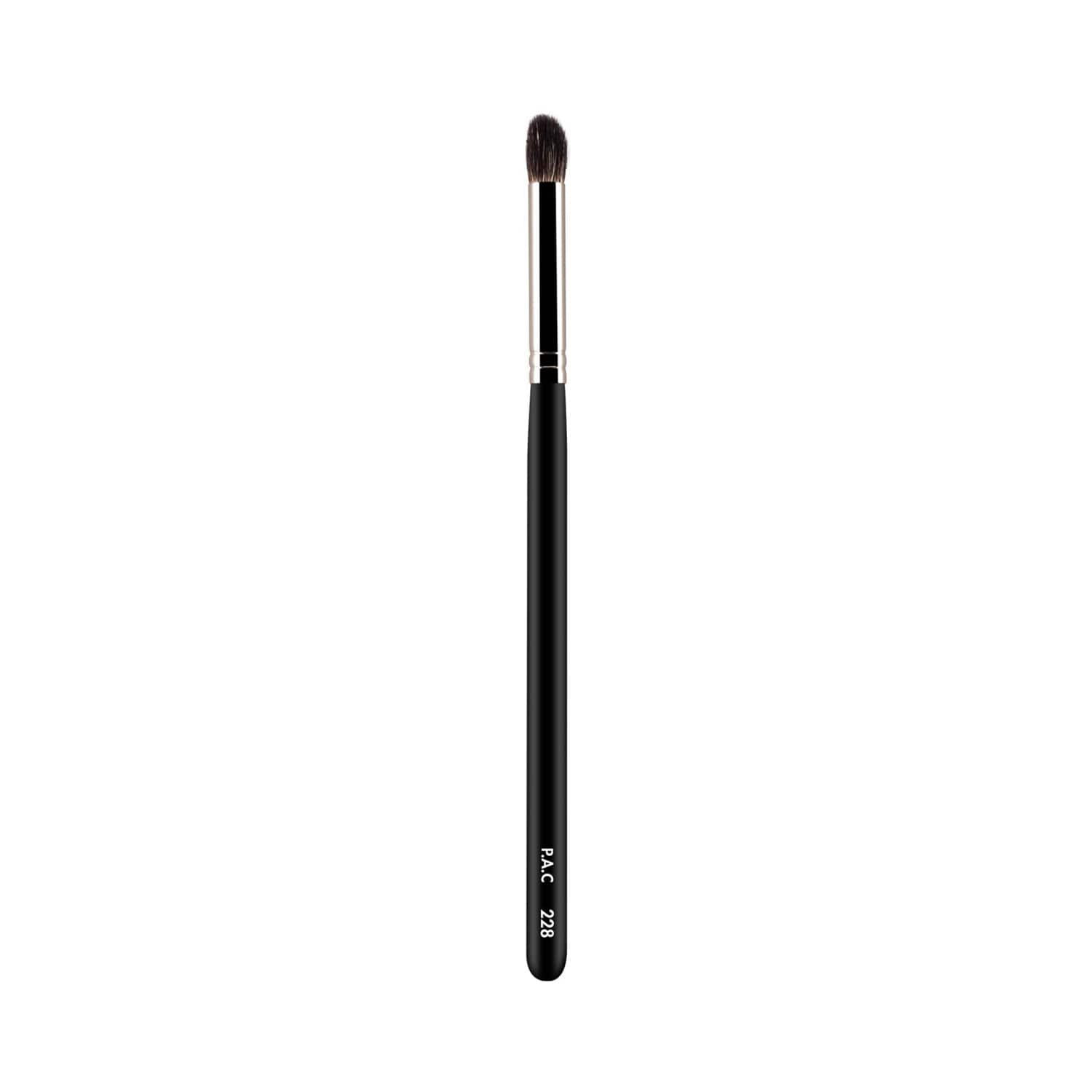 Eyeshadow discount blending brush