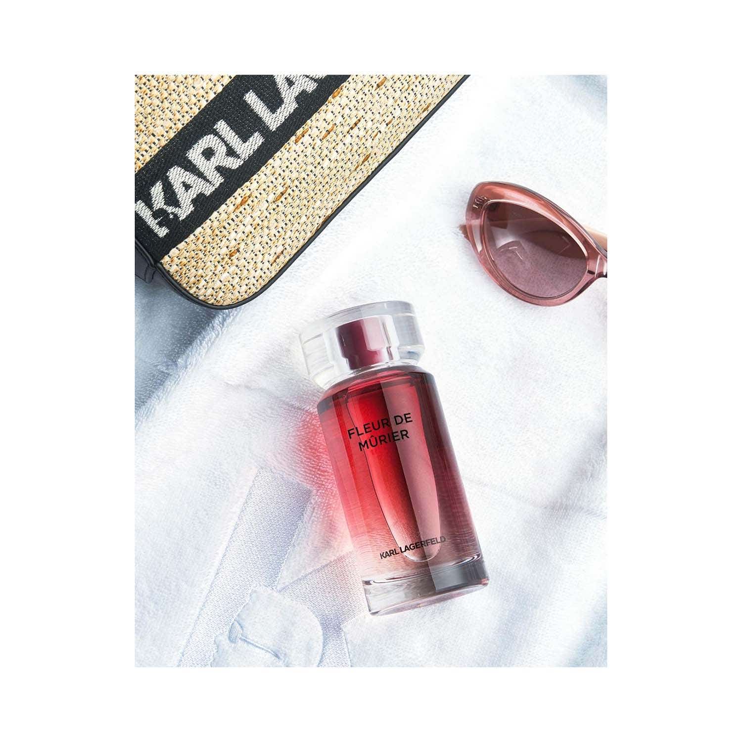 Feminine Scent Karl Lagerfeld Perfume Fleur De Pecher Review Karl