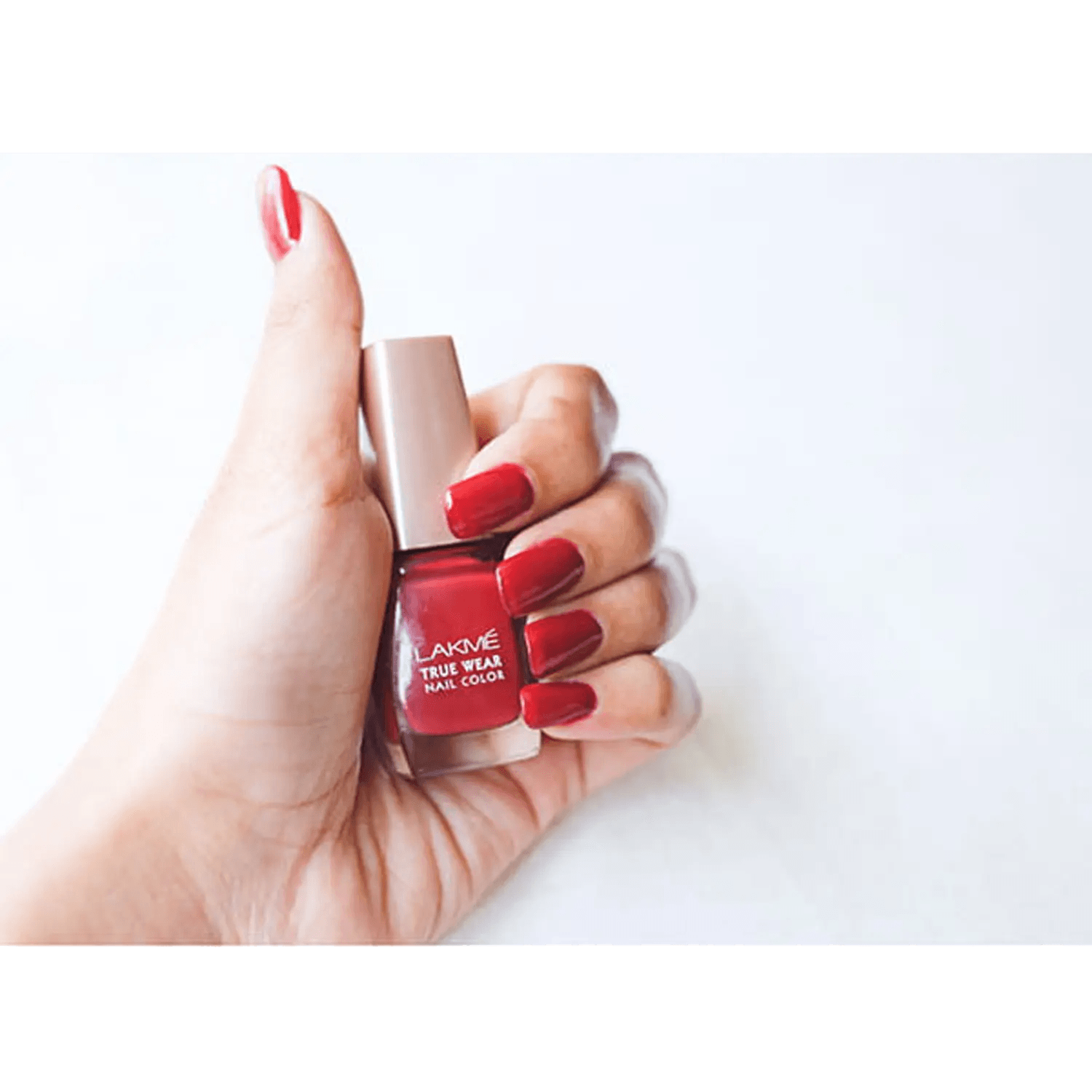 Buy Lakme True Wear Color Crush Nail Color, Pink 21, 9ml & Lakme True Wear  Color Crush Nail Color, Reds 31, 9 ml Online at Low Prices in India -  Amazon.in