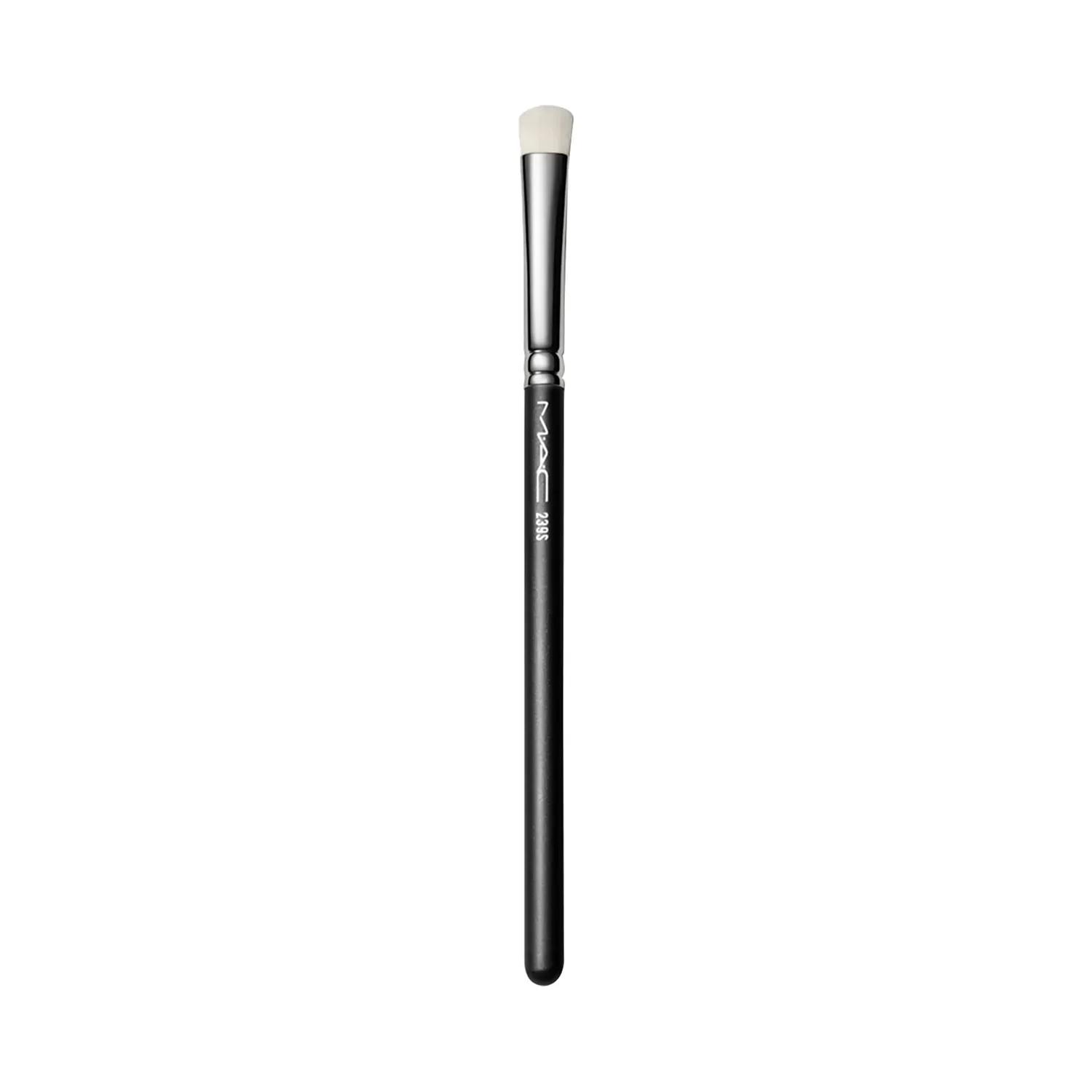 M.A.C | M.A.C Synthetic Eye Shader Brush - 239S (1.8g)