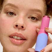 Benefit Cosmetics Juice Stick Dewy Gel Blush - Figgie (8 g)