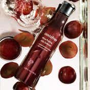 Innisfree Wine Peeling Softener (180ml)