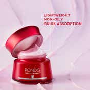 POND'S Youthful Miracle Hexyl Retinol Complex, Renew & Repair Day Cream SPF 15 PA++ (50 g)