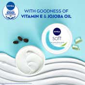 Nivea Soft Light Moisturizer Cream (300 ml)