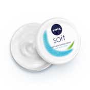 Nivea Soft Light Moisturizer Cream (300 ml)