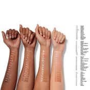 CLINIQUE Even Better Glow Liquid Foundation - Butterscotch (30 ml)