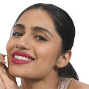 KIRO Lush Moist Matte Lipstick - Tulip Bloom 04 (4.2 g)