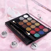 Matt Look Glitters N Highlight Eyeshadow Palette - Limited Edition (18 g)