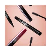 L.A. Girl Jetsetter Liquid Eyeliner - Black (1 ml)