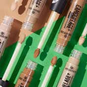 essence Camouflage + Matt Concealer - 23 Warm Sand (5 ml)