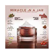 Colorbar Miracle Glow Selfie Ready Primer - 001 Shade (50 g)