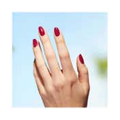 O.P.I Nature Strong Nail Paint - A Bloom With A View (15 ml)