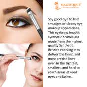 Majestique Angled Eye Brow Brush
