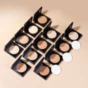 PAC Spotlight Compact Powder Smooth Texture Blurs Imperfections Absorbs Oil - 09 Hazelnut (8 g)