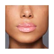 Shiseido Shimmer Gel Lip Gloss - 05 Peach (9 ml)