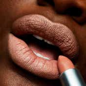 M.A.C Matte Lipstick - Honey Love (3 g)