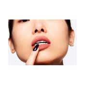 M.A.C Powder Kiss Velvet Blur Slim Stick - Over The Taupe (2 g)