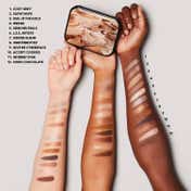 M.A.C Connect In Colour X12 Eye Shadow Palette - Unfiltered Nudes (17.2 g)