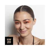 M.A.C Studio Fix Powder Plus Foundation - NW20 (15 g)