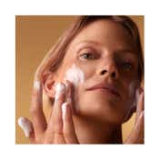 Shiseido Future Solution Lx Extra Rich Cleansing Foam (125ml)