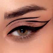 Praush Beauty Constant Liner- Matte Black (2.5 ml)