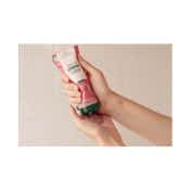 The Body Shop British Rose Shower Scrub (200 ml)