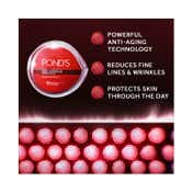 Pond's Age Miracle Youthful Glow Day Cream SPF 15 PA++ (20g)