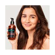 mCaffeine Vit C Berries Body Wash for Women & Men Glowing Skin Refreshing Fragrance Combo