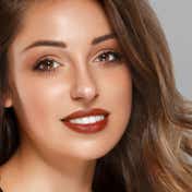 L.A. Girl Pretty & Plump Lipstick - GLC758 Figalicious (3.2 g)