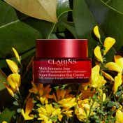 Clarins Super Restorative Day Cream All Skin Types (50ml)