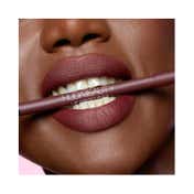 Huda Beauty Lip Contour 2.0 Automatic Matte Lip Pencil - Very Berry (0.5 g)