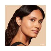 Bobbi Brown Vitamin Enriched Skin Tint Foundation with SPF 15 - 1 Golden (50 ml)