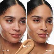 M.A.C Studio Radiance Serum Powered Foundation - NC37 (30 ml)