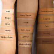 L.A. Girl Pro Matte Foundation - Soft Honey (30 ml)