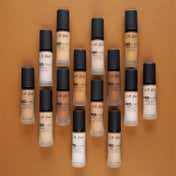 L.A. Girl Pro Matte Foundation - Caramel (30 ml)
