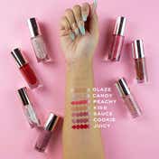 Makeup Revolution Pout Bomb Plumping Gloss - Juicy (4.6 ml)