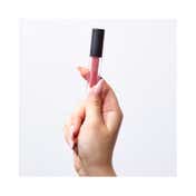 Huda Beauty Mini Liquid Matte Ultra-Comfort Transfer-Proof Lipstick Bombshell (1.9 ml)