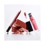Huda Beauty Mini Liquid Matte Ultra-Comfort Transfer Proof Lipstick - Trophy Wife (1.9 ml)