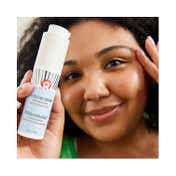 First Aid Beauty Hydrating Serum With Hyaluronic Acid (50ml)