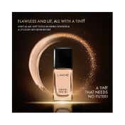 Lakme Absolute Luminous Skin Tint Foundation - N200 Neutral Nude (23 ml)