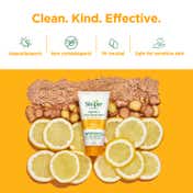 Simple Protect N Glow Vitamin C Glow Facial Wash (100ml)