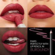M.A.C MACximal Matte Lipstick - Forever Curious (3.5 g)