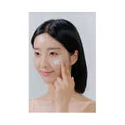 SKIN1004 Madagascar Centella Hyalu-Cica Water-Fit SPF 50+ PA++++ Sun Serum (50 ml)