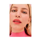 Benefit Cosmetics Plushtint Moisturizing Matte Lip Tint - 16 Fuzzy Slippers Strawberry Red (6 ml)