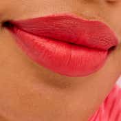 Benefit Cosmetics Plushtint Moisturizing Matte Lip Tint - 16 Fuzzy Slippers Strawberry Red (6 ml)