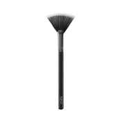 KIKO Milano Face 12 Powder Fan Brush - Black