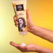 COS-IQ Emily In Paris Mindy's Sante Moisturizer (200 ml)