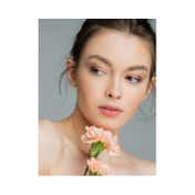 L.A. Girl Glossy Plumping Lip Gloss - Flourish (5 ml)