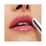 M.A.C Glow Play Tender Talk Lip Balm - Favourite (3.14 g)